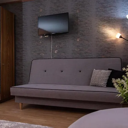 Ada - Goscinne בית אירוח *